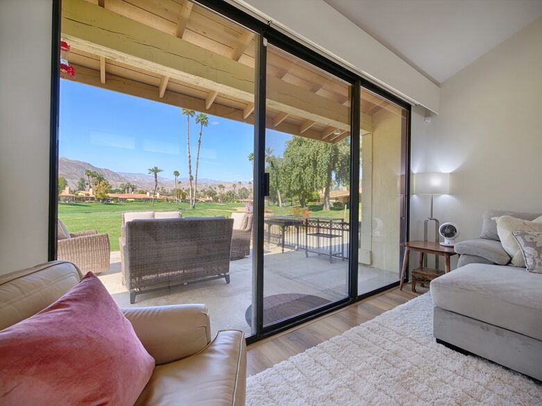 Cheery Palm Desert Retreat Near Golf, Tennis & Coachella - Palm Desert, California