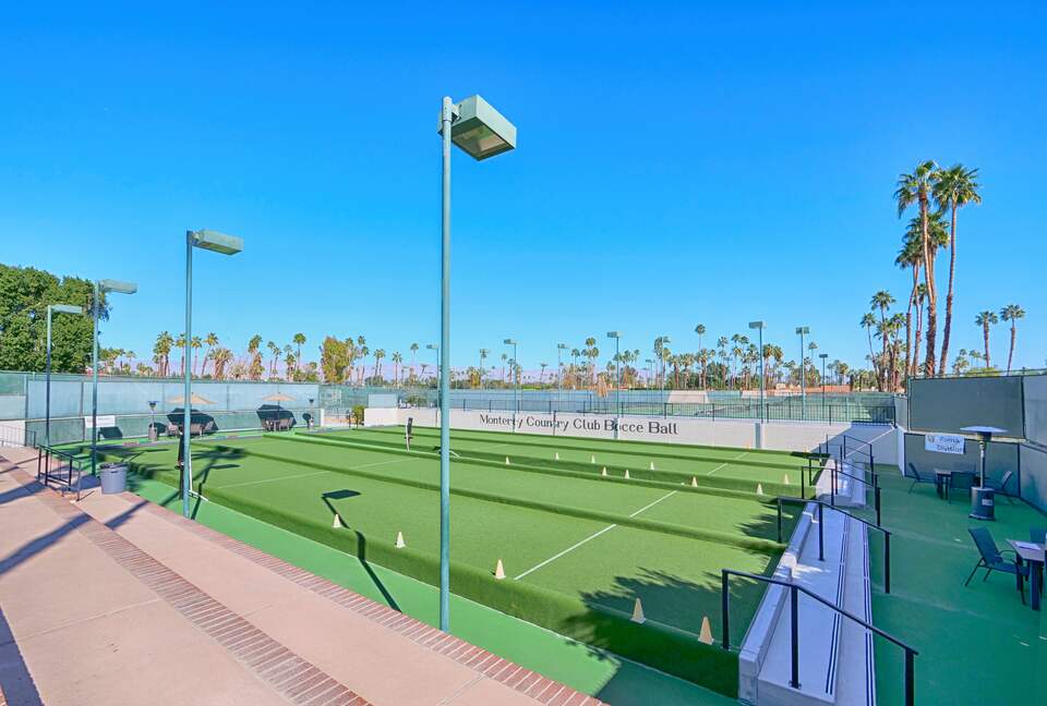 Cheery Palm Desert Retreat Near Golf, Tennis & Coachella - Palm Desert, California