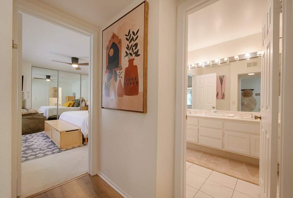 Cheery Palm Desert Retreat Near Golf, Tennis & Coachella - Palm Desert, California