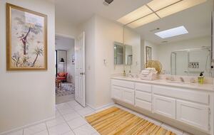 Cheery Palm Desert Retreat Near Golf, Tennis & Coachella - Palm Desert, California