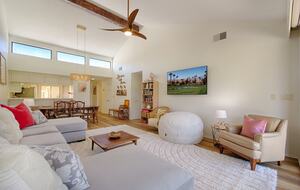 Cheery Palm Desert Retreat Near Golf, Tennis & Coachella - Palm Desert, California