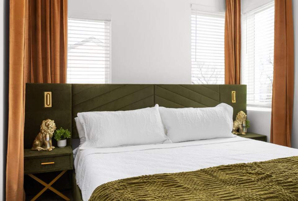 Modern Austin Home Near Downtown - Austin, Texas