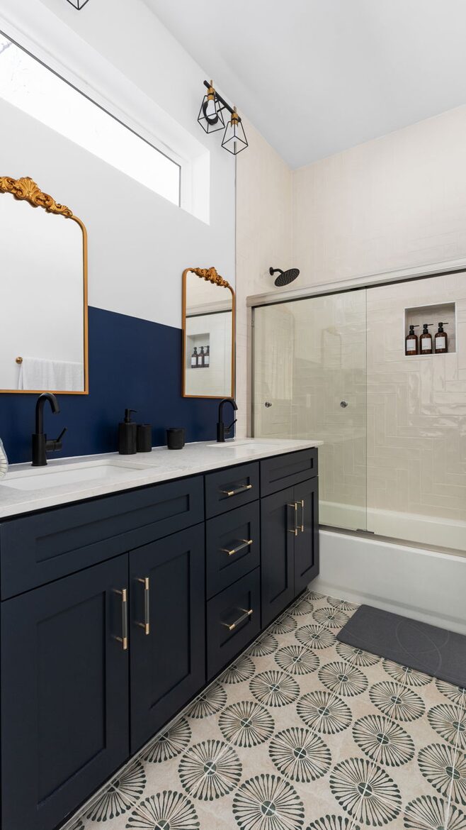 Modern Austin Home Near Downtown - Austin, Texas