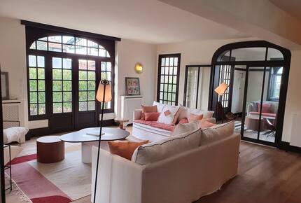 Sophisticated Family Living in Saint-Jean-de-Luz - Saint-Jean-de-Luz, France