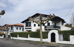 Sophisticated Family Living in Saint-Jean-de-Luz - Saint-Jean-de-Luz, France