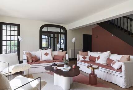 Sophisticated Family Living in Saint-Jean-de-Luz - Saint-Jean-de-Luz, France