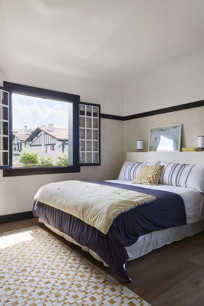 Sophisticated Family Living in Saint-Jean-de-Luz - Saint-Jean-de-Luz, France