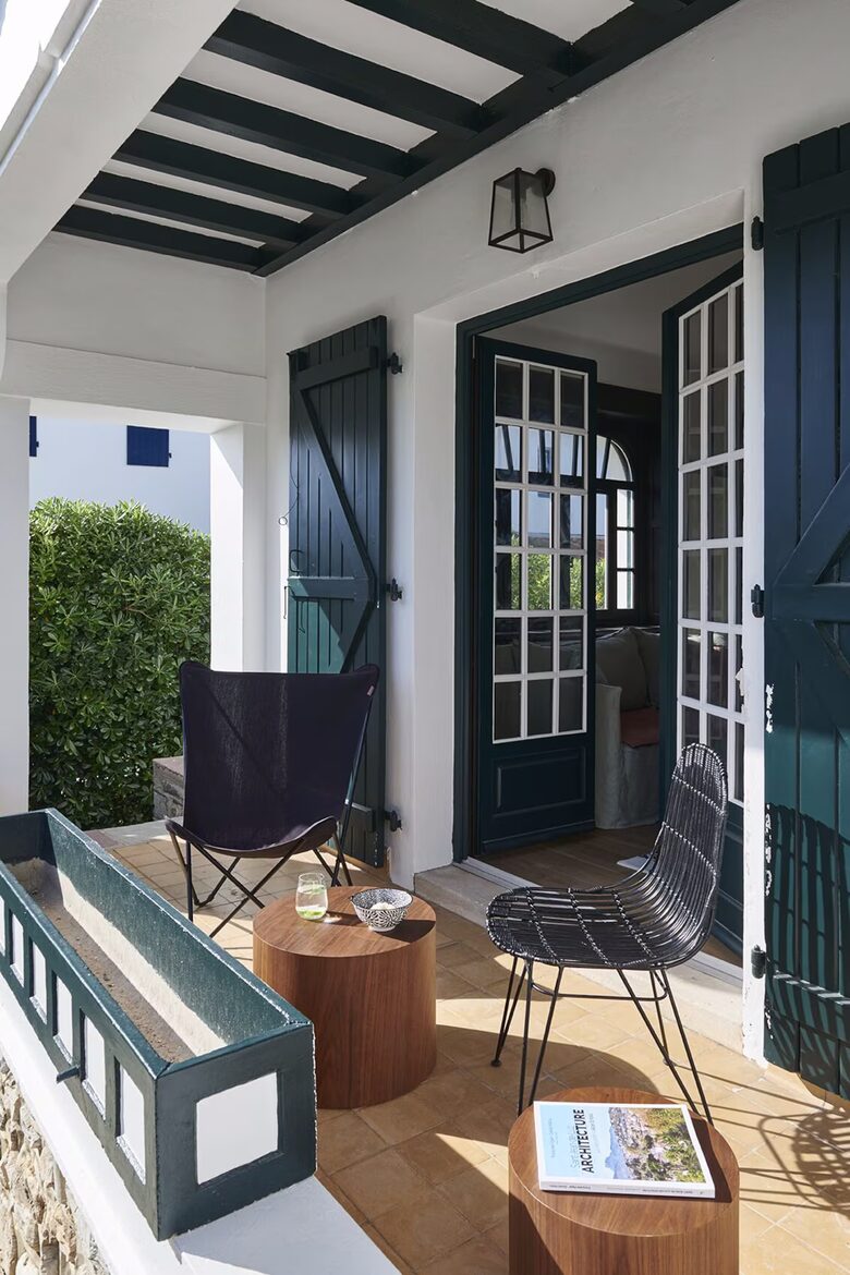 Sophisticated Family Living in Saint-Jean-de-Luz - Saint-Jean-de-Luz, France