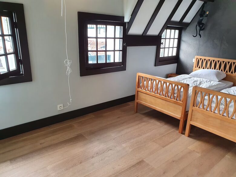 Sophisticated Family Living in Saint-Jean-de-Luz - Saint-Jean-de-Luz, France