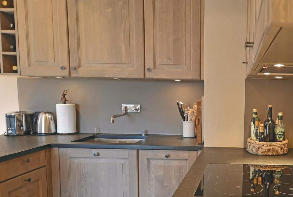 A Sophisticated Ski Apartment in the Heart of Verbier - Verbier, Switzerland