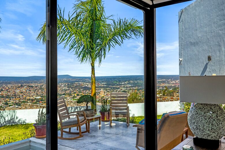 Front-Row Panorama over San Miguel - San Miguel de Allende, Mexico