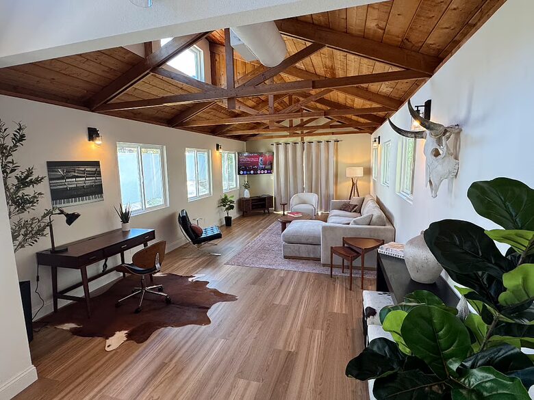 Secluded Del Mar Country Cottage - Del Mar, California