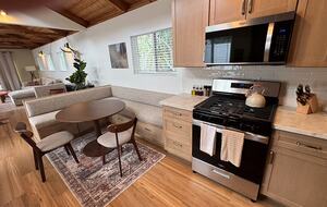 Secluded Del Mar Country Cottage - Del Mar, California