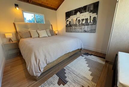 Secluded Del Mar Country Cottage - Del Mar, California