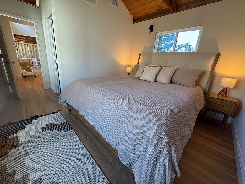 Secluded Del Mar Country Cottage - Del Mar, California