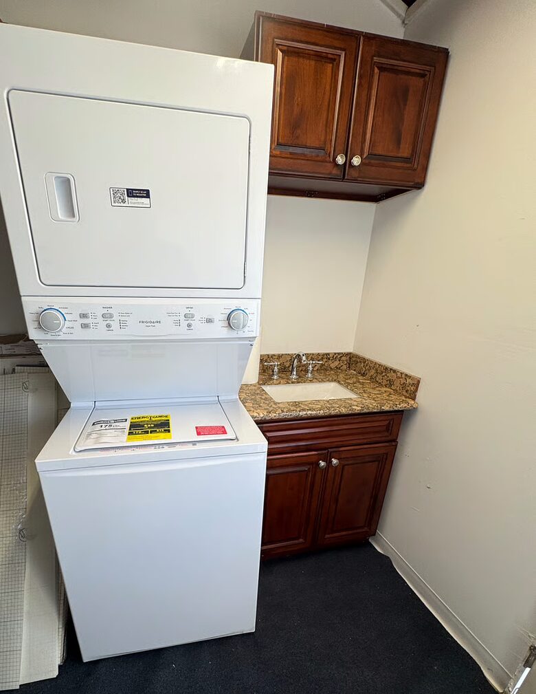 Secluded Del Mar Country Cottage - Del Mar, California