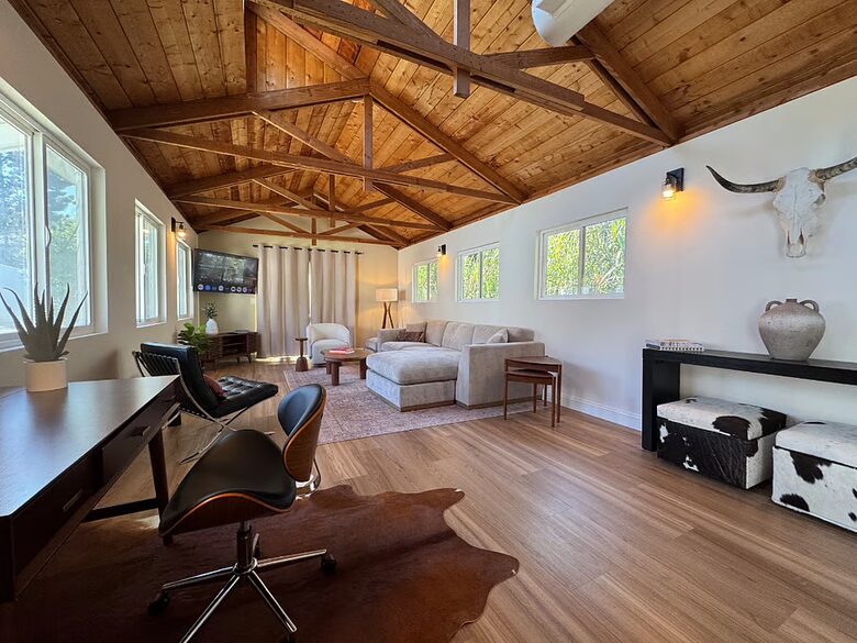 Secluded Del Mar Country Cottage - Del Mar, California