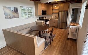 Secluded Del Mar Country Cottage - Del Mar, California