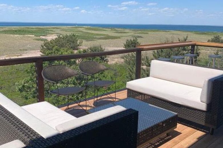 Front-Row Coastal Escape on Cormorant Cove - Block Island, Rhode Island