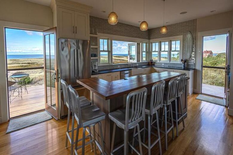 Front-Row Coastal Escape on Cormorant Cove - Block Island, Rhode Island