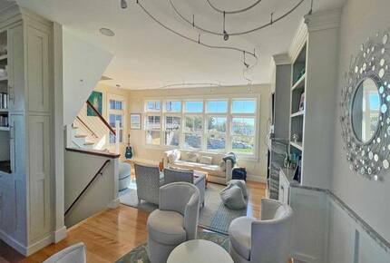 Front-Row Coastal Escape on Cormorant Cove - Block Island, Rhode Island