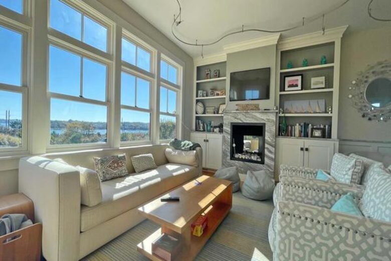 Front-Row Coastal Escape on Cormorant Cove - Block Island, Rhode Island