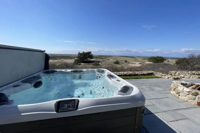 Front-Row Coastal Escape on Cormorant Cove - Block Island, Rhode Island