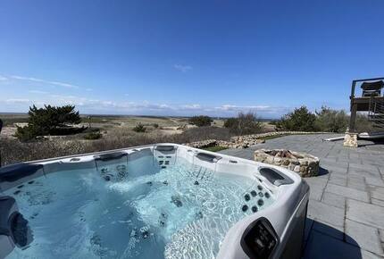 Front-Row Coastal Escape on Cormorant Cove - Block Island, Rhode Island