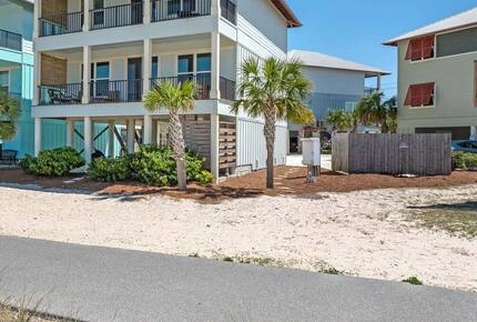 Back Bay Serenity Steps from the Gulf - Gulf Shores, Alabama