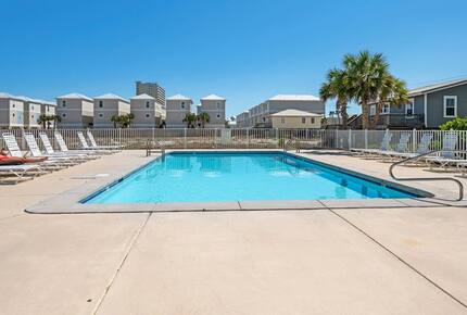 Back Bay Serenity Steps from the Gulf - Gulf Shores, Alabama