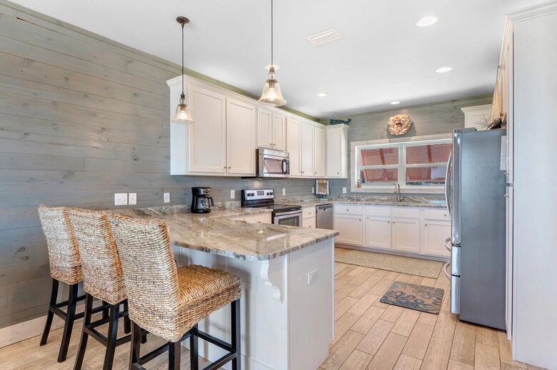 Back Bay Serenity Steps from the Gulf - Gulf Shores, Alabama