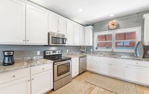 Back Bay Serenity Steps from the Gulf - Gulf Shores, Alabama