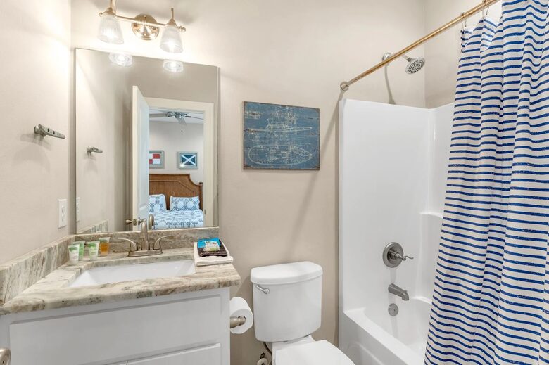 Back Bay Serenity Steps from the Gulf - Gulf Shores, Alabama