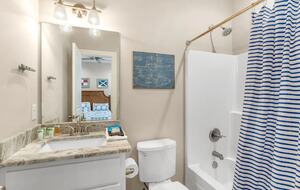 Back Bay Serenity Steps from the Gulf - Gulf Shores, Alabama