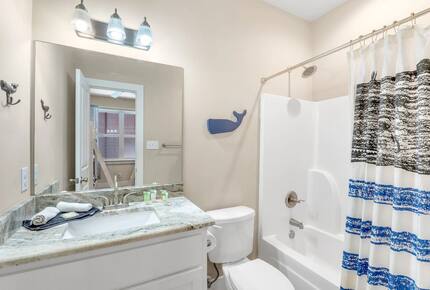 Back Bay Serenity Steps from the Gulf - Gulf Shores, Alabama