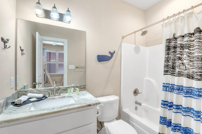 Back Bay Serenity Steps from the Gulf - Gulf Shores, Alabama