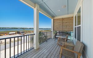Back Bay Serenity Steps from the Gulf - Gulf Shores, Alabama