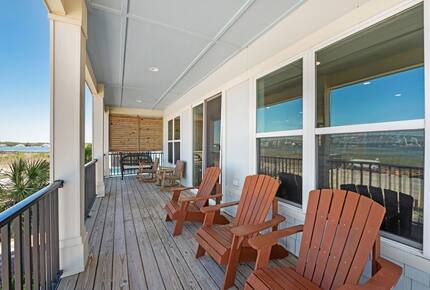 Back Bay Serenity Steps from the Gulf - Gulf Shores, Alabama