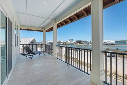 Back Bay Serenity Steps from the Gulf - Gulf Shores, Alabama
