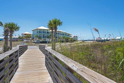 Back Bay Serenity Steps from the Gulf - Gulf Shores, Alabama