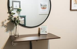 A Quiet Florida Retreat Framed by Trees and Water - Titusville, Florida