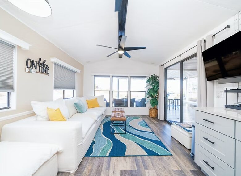 Lake Havasu Waterfront Tiny Home - Lake Havasu City, Arizona