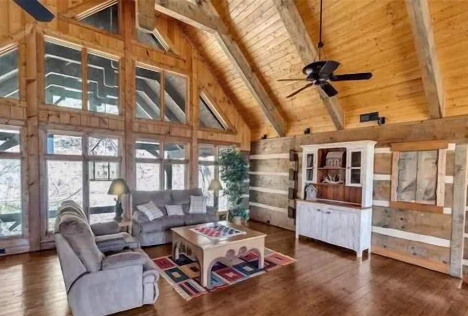 Eagles Nest | Premier Mountain Estate in Maggie Valley - Maggie Valley, North Carolina