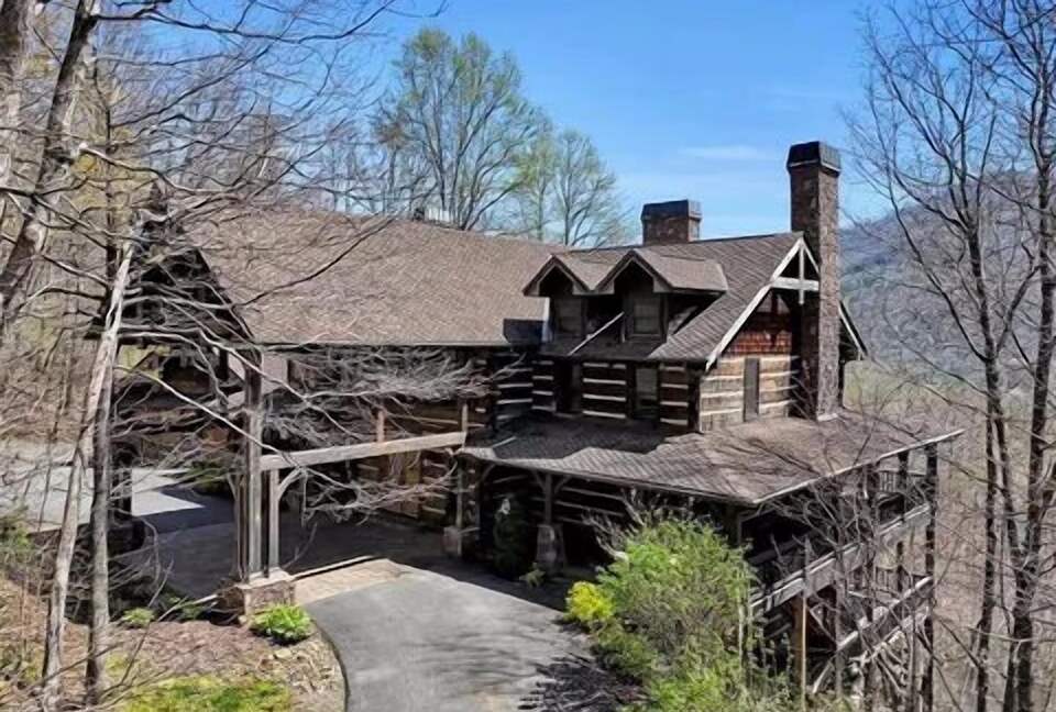 Eagles Nest | Premier Mountain Estate in Maggie Valley - Maggie Valley, North Carolina