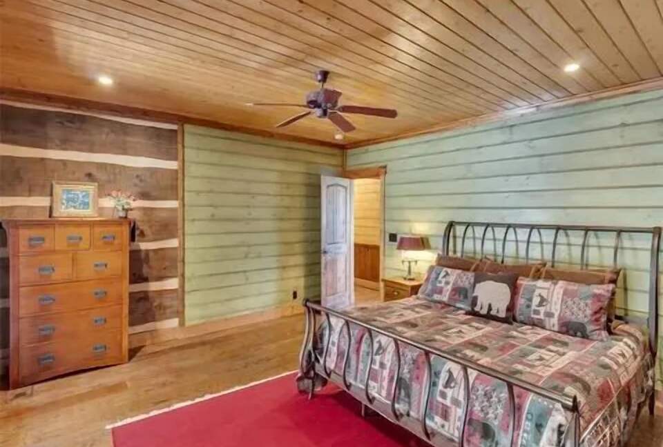 Eagles Nest | Premier Mountain Estate in Maggie Valley - Maggie Valley, North Carolina