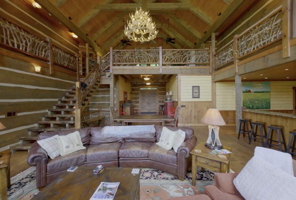 Eagles Nest | Premier Mountain Estate in Maggie Valley - Maggie Valley, North Carolina