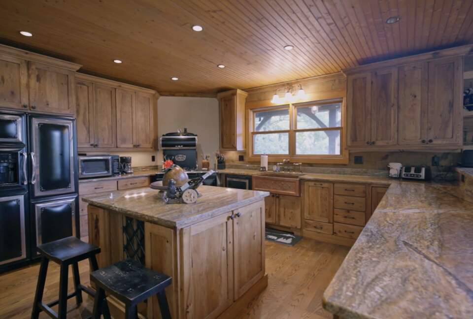 Eagles Nest | Premier Mountain Estate in Maggie Valley - Maggie Valley, North Carolina