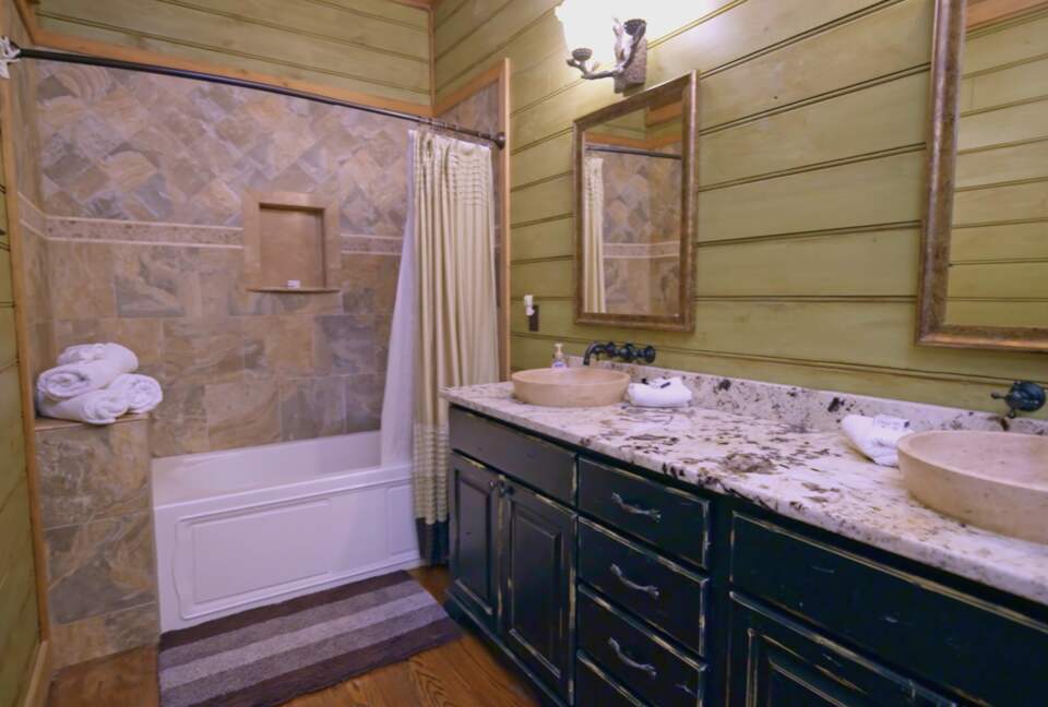 Eagles Nest | Premier Mountain Estate in Maggie Valley - Maggie Valley, North Carolina