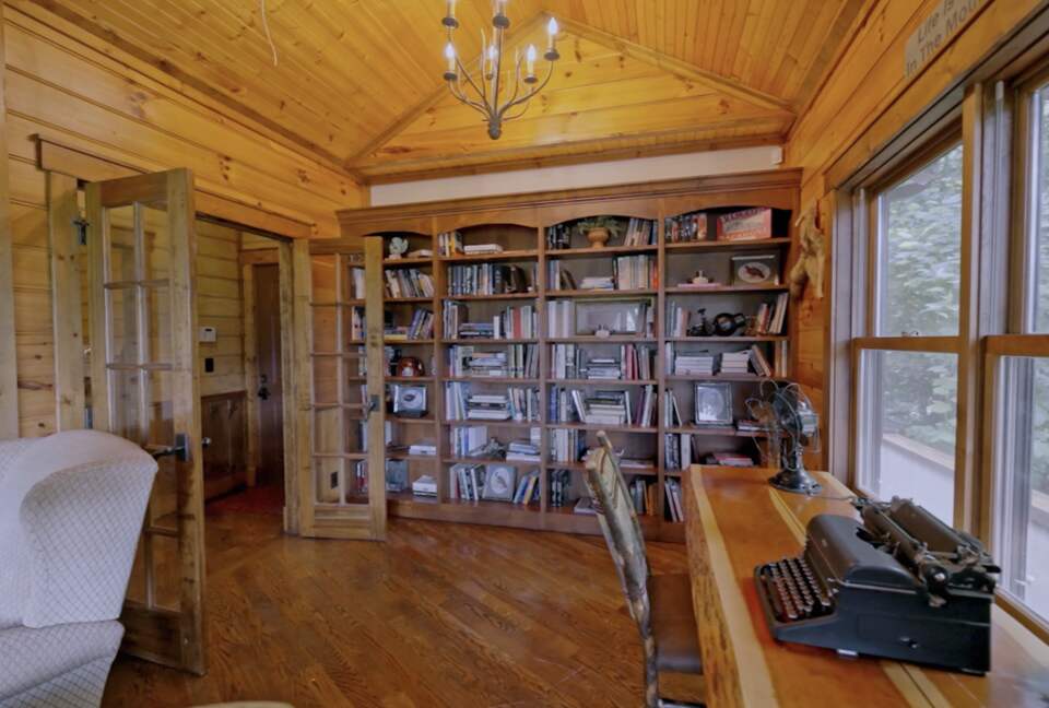 Eagles Nest | Premier Mountain Estate in Maggie Valley - Maggie Valley, North Carolina