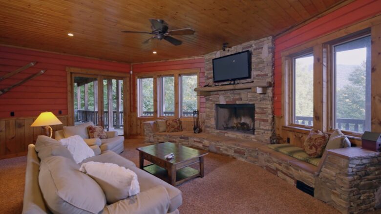 Eagles Nest | Premier Mountain Estate in Maggie Valley - Maggie Valley, North Carolina